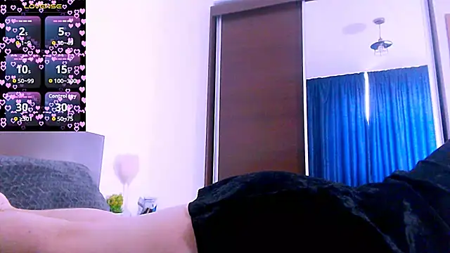 Snapshot of Alina_eve chatting on February 22, 2026, 8:28 am Alina eve online show from February 22, 2026, 8:28 am