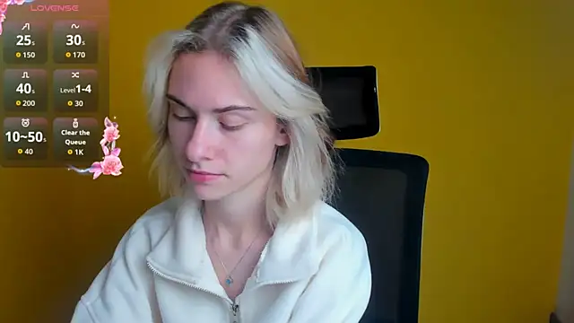 Fiona Night online show from October 11, 2025, 5:08 am