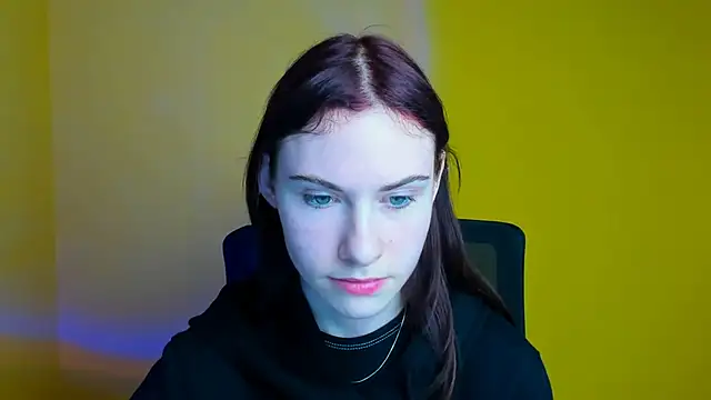 Fiona Night online show from March 13, 2025, 6:12 pm