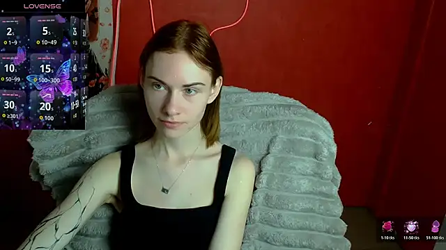 Snapshot of Fiona_Night chatting on March 18, 2026, 12:30 pm Fiona Night online show from March 18, 2026, 12:30 pm