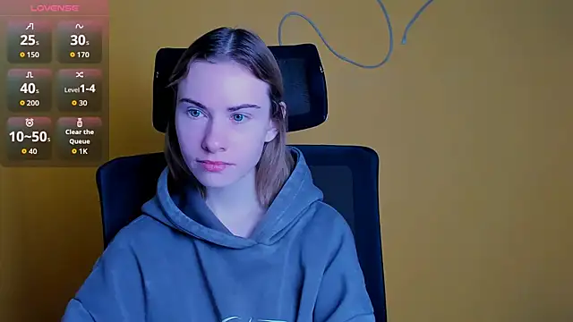 Snapshot of Fiona_Night chatting on February 18, 2026, 6:22 am Fiona Night online show from February 18, 2026, 6:22 am