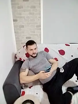 iurinicola online show from January 9, 2026, 9:44 pm