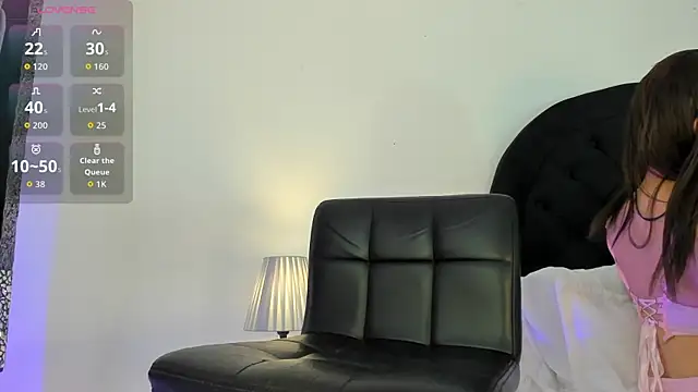 sasha blake  online show from July 30, 2026, 12:15 pm