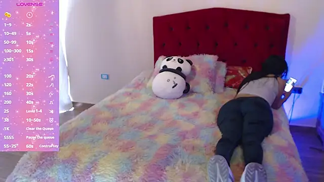 Saray honey04 online show from September 25, 2025, 8:15 pm