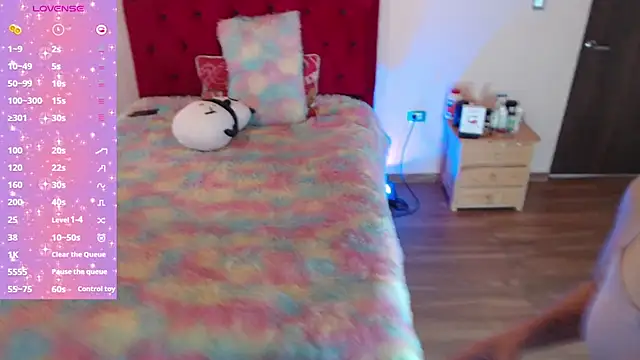 Saray honey04 online show from October 18, 2025, 7:16 pm