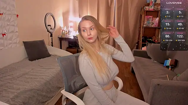 Beatrice 7 online show from March 22, 2026, 11:12 am