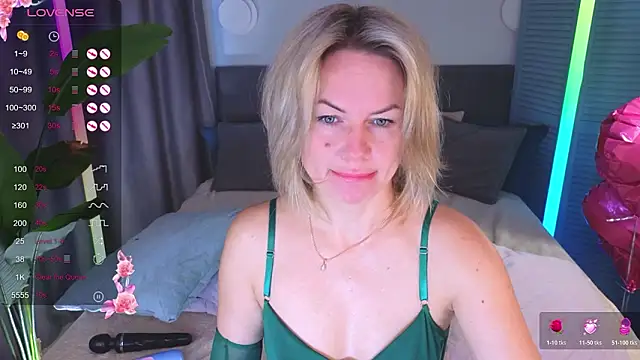 Snapshot of AssolMonet chatting on March 4, 2026, 8:11 am AssolMonet online show from March 4, 2026, 8:11 am