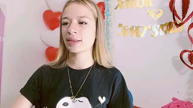 hannah 026 online show from September 12, 2025, 11:21 am