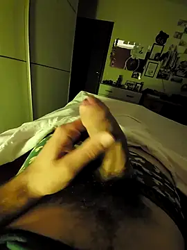 Cazzettostorto99 online show from September 11, 2025, 12:21 am