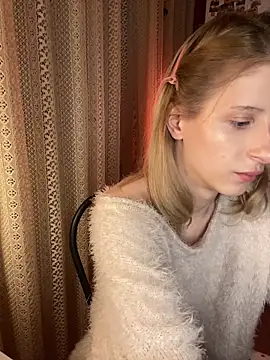 amorearte m online show from January 7, 2026, 8:47 pm