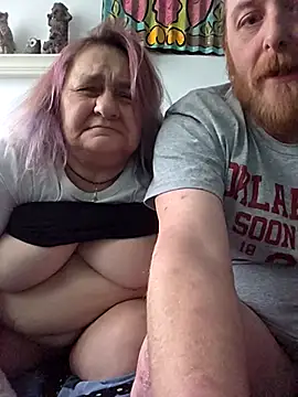 SpnzTnT online show from February 12, 2026, 6:29 pm