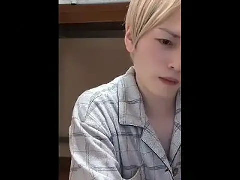 mgnhiroyuki online show from November 15, 2025, 9:35 am