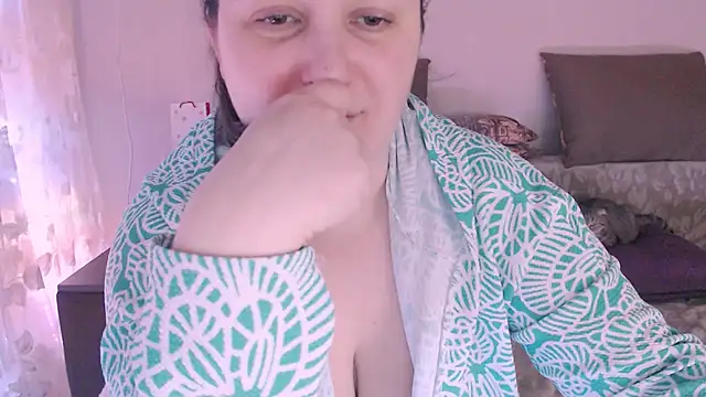 SoftLia online show from January 11, 2025, 9:04 pm