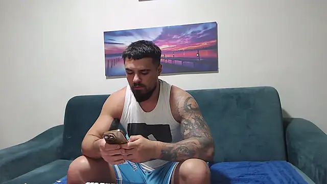 Tiberius hunk online show from October 24, 2025, 6:12 am