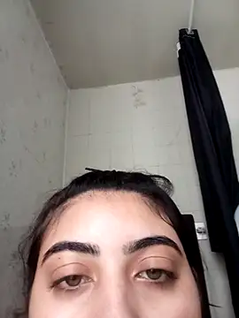 mayteziinhaa online show from January 9, 2026, 4:25 pm