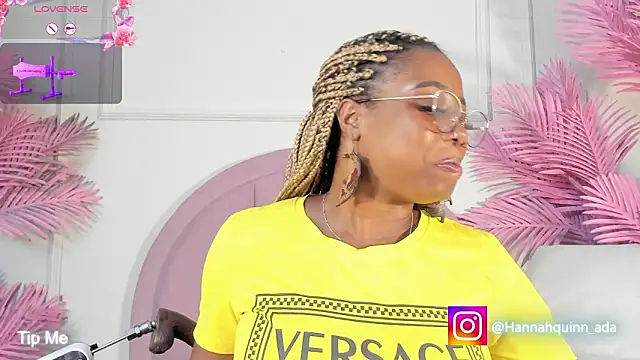 Snapshot of Hanaahquinn chatting on March 4, 2026, 11:51 am Hanaahquinn online show from March 4, 2026, 11:51 am