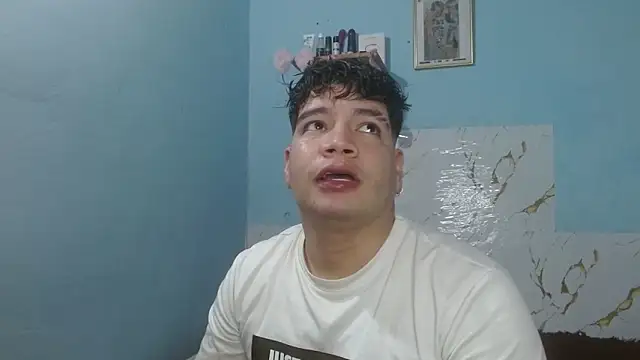 lunaxxx 69 online show from March 18, 2025, 1:46 am