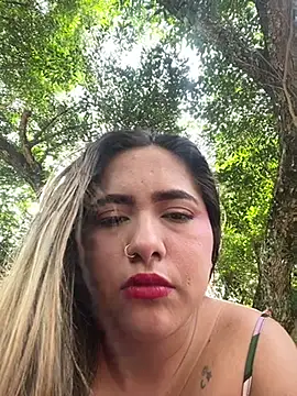 Snapshot of lunaxxx_69 chatting on February 27, 2026, 8:08 pm lunaxxx 69 online show from February 27, 2026, 8:08 pm