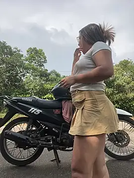 Snapshot of lunaxxx_69 chatting on February 26, 2026, 8:20 pm lunaxxx 69 online show from February 26, 2026, 8:20 pm