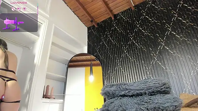 Annie paradise17 online show from September 24, 2025, 4:08 am