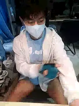 kiwibridy2 online show from September 30, 2025, 2:50 am