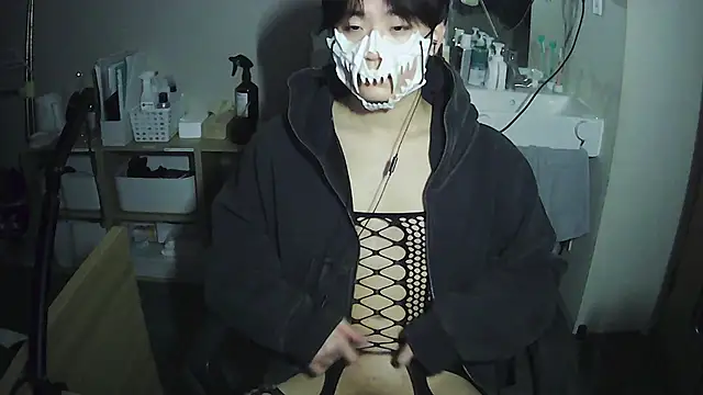 sdamvo2 online show from March 24, 2026, 1:44 pm