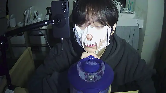 sdamvo2 online show from June 27, 2026, 1:28 pm