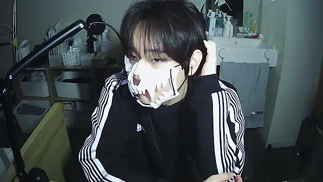 sdamvo2 online show from July 16, 2026, 3:42 pm