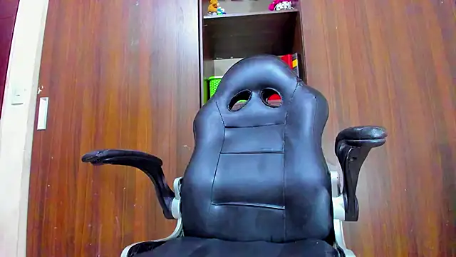 Dreamastercum  online show from June 15, 2026, 11:54 am