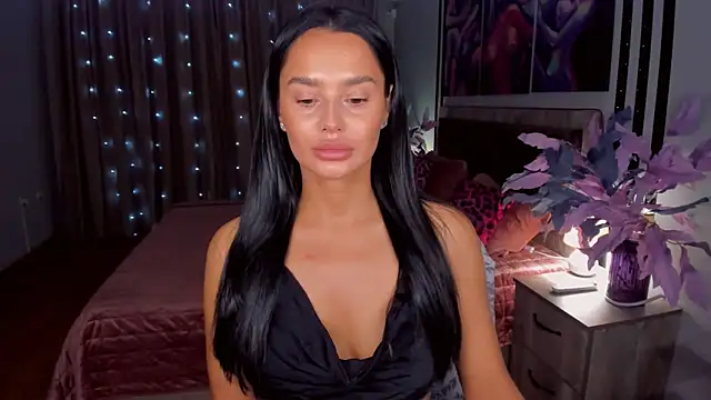 DanaSincere online show from November 27, 2025, 3:40 am