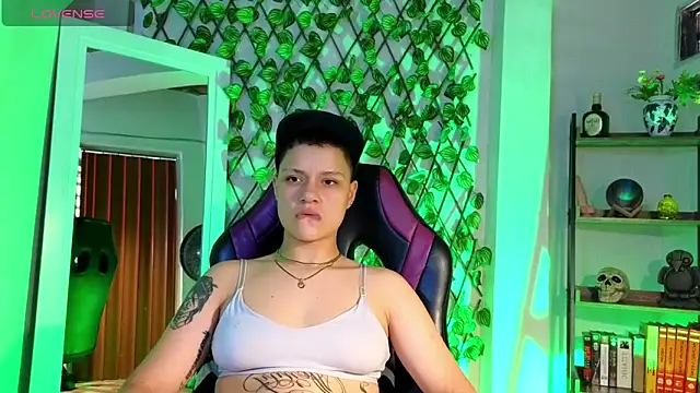 demimoore222 online show from March 19, 2025, 9:16 pm