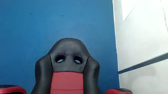 melisa23  online show from May 4, 2026, 2:42 pm