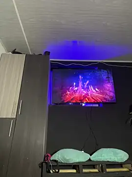 Miguel bigcock online show from March 9, 2025, 3:54 am