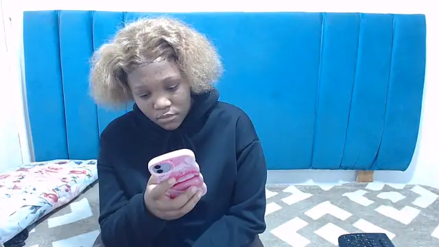 Snapshot of Beyoncex05 chatting on July 29, 2026, 2:49 pm Beyoncex05 online show from July 29, 2026, 2:49 pm