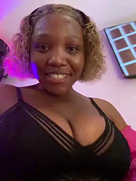 Beyoncex05 online show from April 16, 2026, 7:03 pm