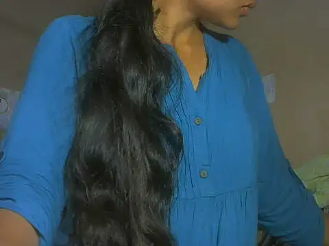 mayra89 online show from July 8, 2026, 3:24 pm