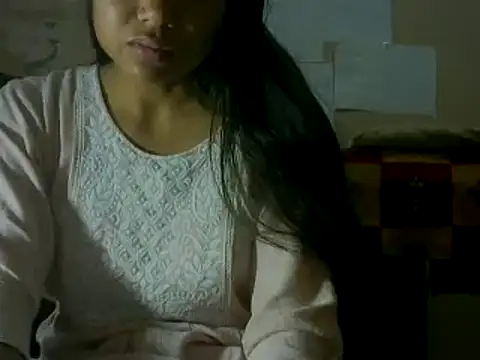 mayra89 online show from April 5, 2026, 4:24 pm