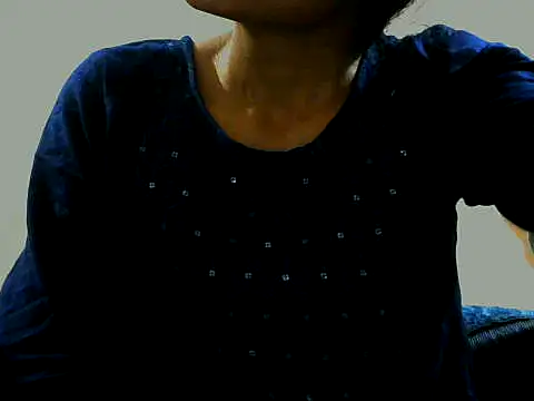 mayra89 online show from March 18, 2026, 10:43 pm