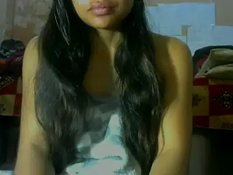 mayra89 online show from April 4, 2026, 4:13 pm