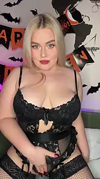 April Vancee online show from November 2, 2025, 3:28 pm