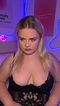 April Vancee online show from July 6, 2026, 3:03 pm