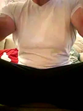 Snapshot of waldik083 chatting on November 23, 2025, 6:45 am waldik083 online show from November 23, 2025, 6:45 am