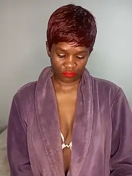 Missvixen81 online show from June 10, 2026, 4:46 am