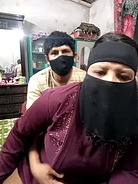 Pakhi Couple 69 online show from September 25, 2025, 2:12 pm