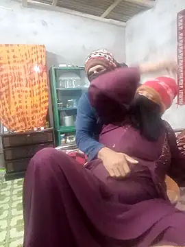 Pakhi Couple 69 online show from December 22, 2025, 5:13 pm