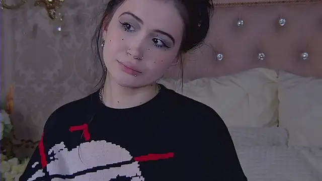HeatherSweet  online show from June 7, 2026, 7:30 pm