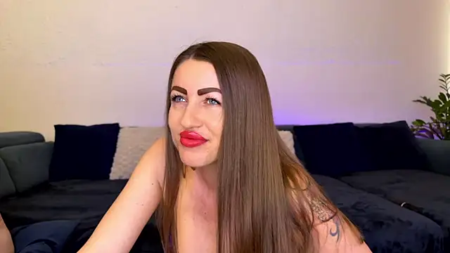 Milf Andy online show from May 5, 2026, 7:55 am