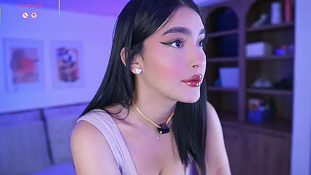 Snapshot of JulesBenett chatting on February 26, 2026, 12:27 pm JulesBenett online show from February 26, 2026, 12:27 pm