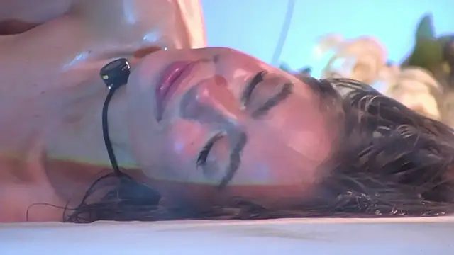 Amanda River online show from October 9, 2025, 6:58 am