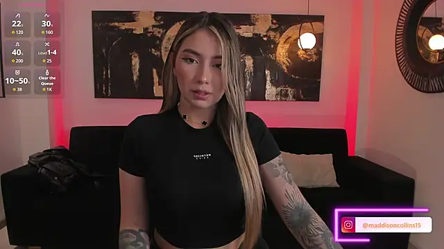 Snapshot of MaddisonCollins chatting on March 22, 2026, 11:01 am MaddisonCollins online show from March 22, 2026, 11:01 am